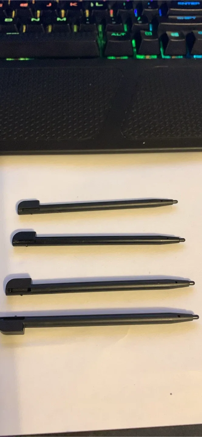 Nintendo DS Stylus - Set of 4 thumbnail