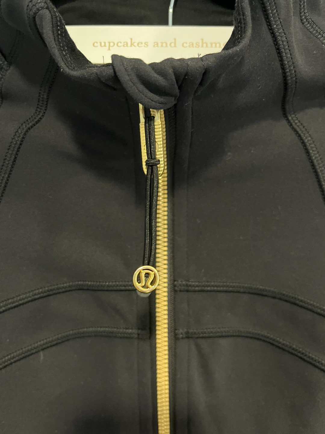 Lululemon Define Cropped Jacket (Size 10) - photo 3