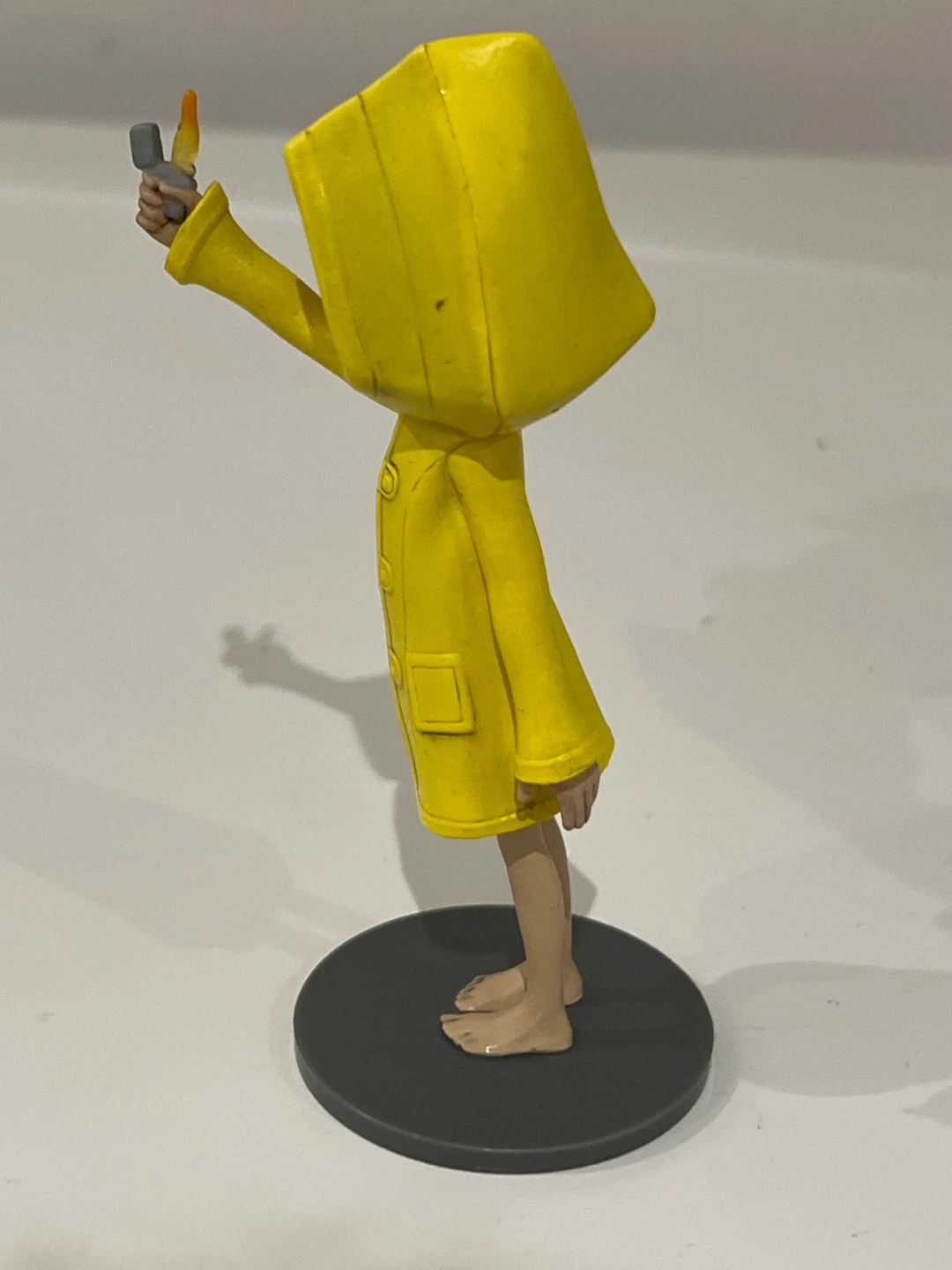 Little Nightmares Six Figurine - photo 2