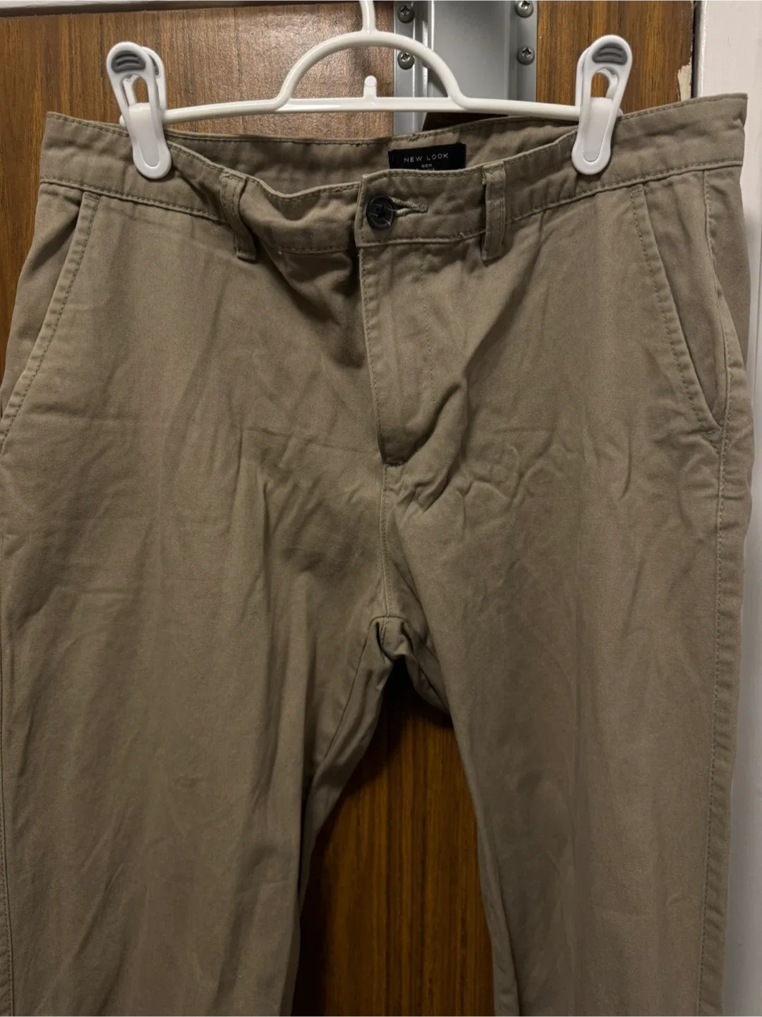 New Look Men's Chinos - Size 32 image indicator(3)