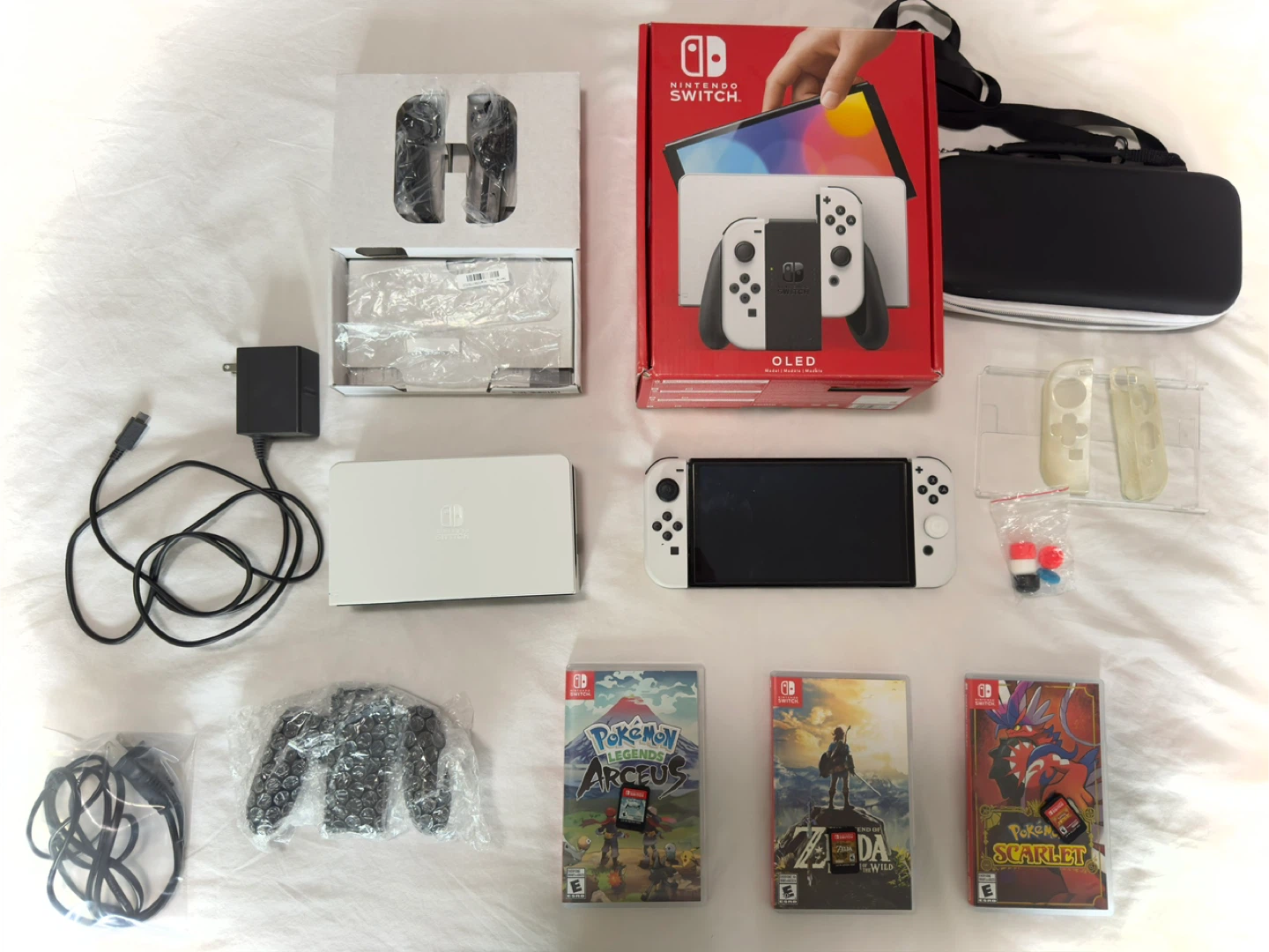 Nintendo Switch OLED Model White + 3 Games