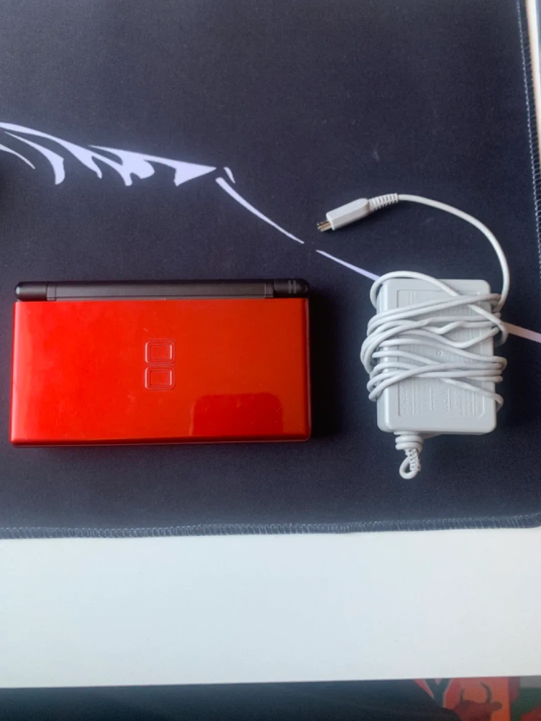 Nintendo DS Lite Red with Charger image indicator(4)