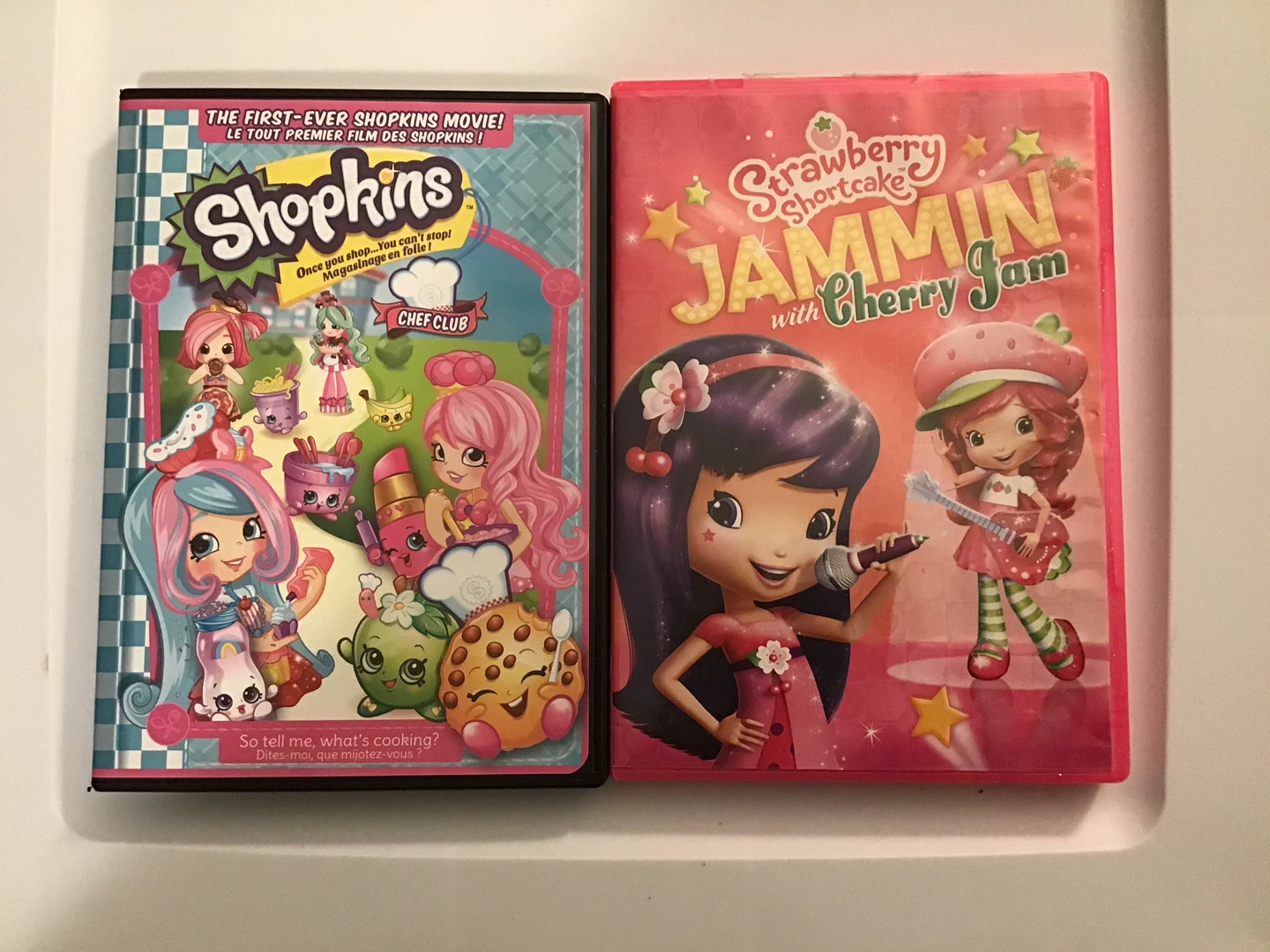 🤩Shopkins Movie & Strawberry Shortcake DVD