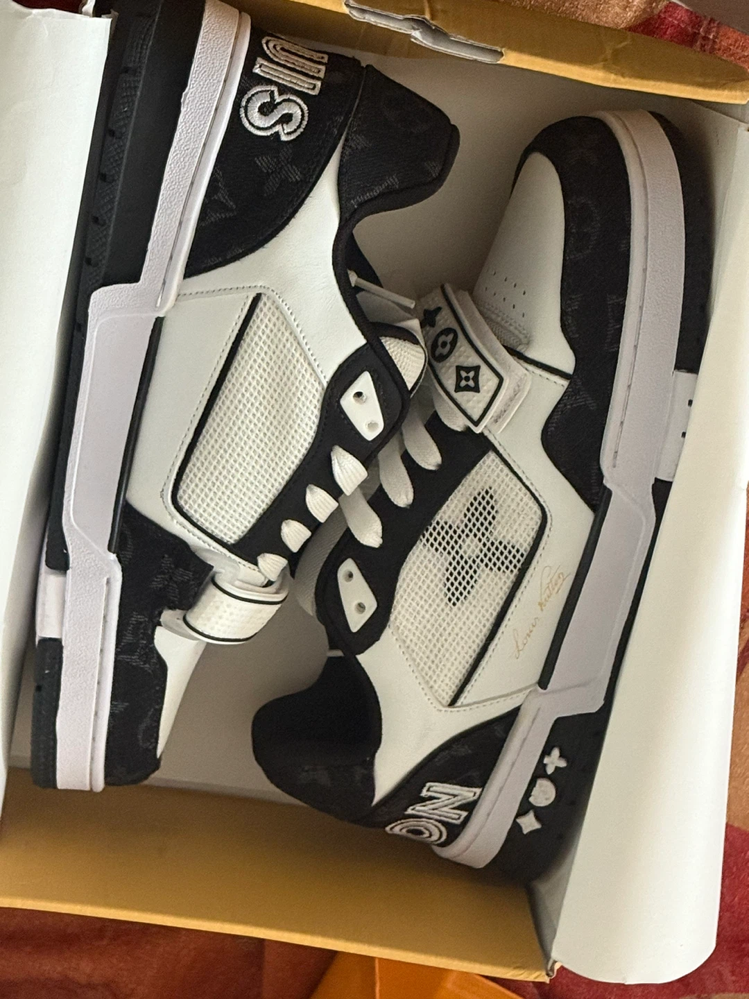 Louis Vuitton Trainer Sneaker - photo 2
