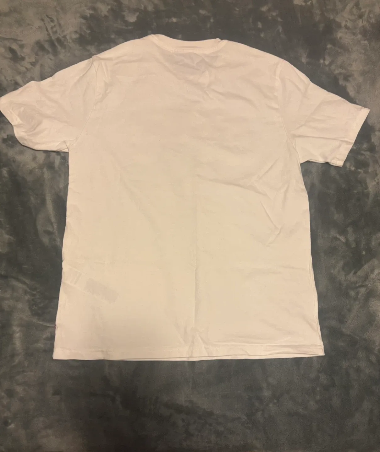 Levi's Relaxed Fit White T-Shirt image indicator(2)