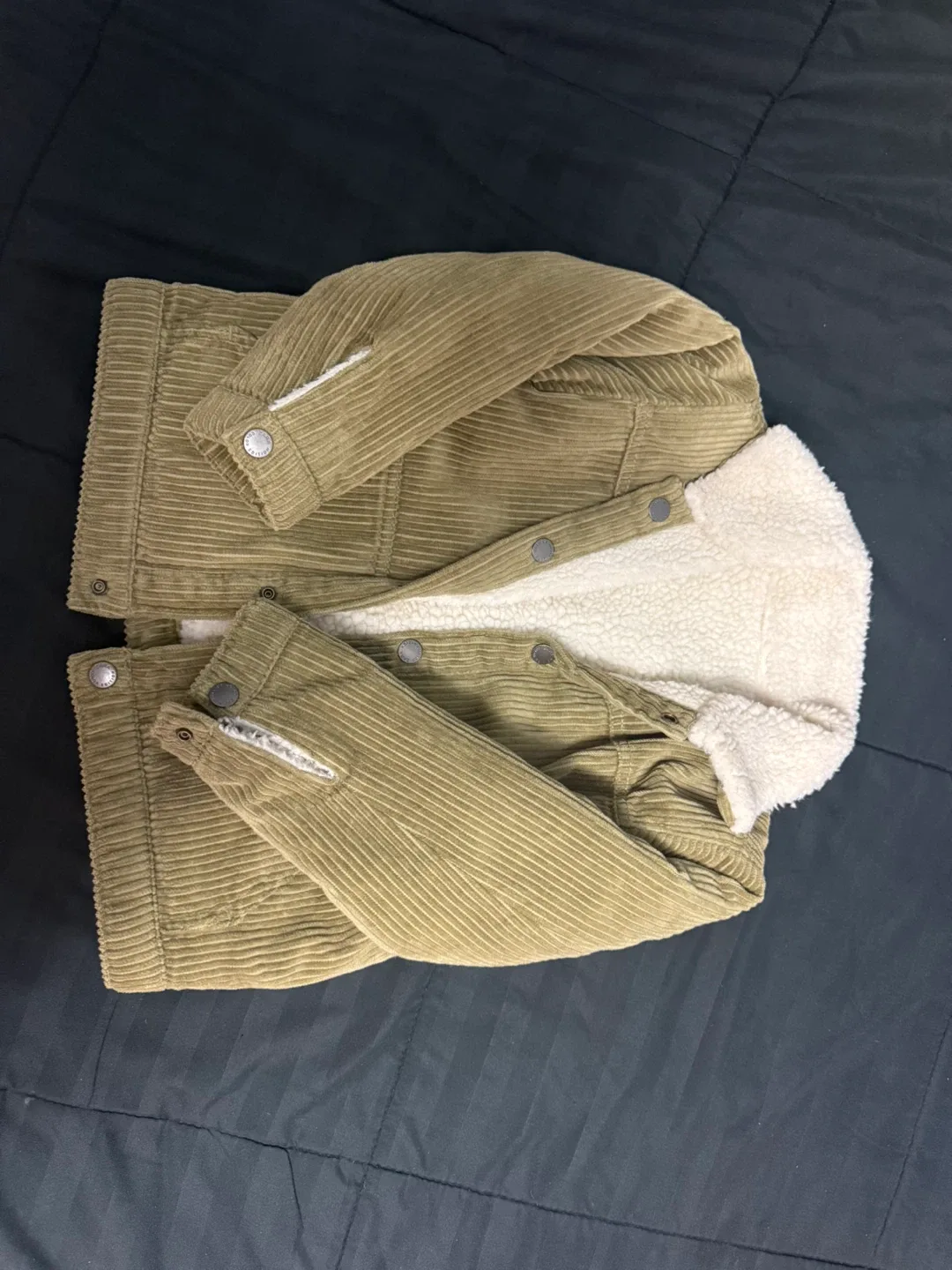 Corduroy Jacket with Sherpa Lining image indicator(3)
