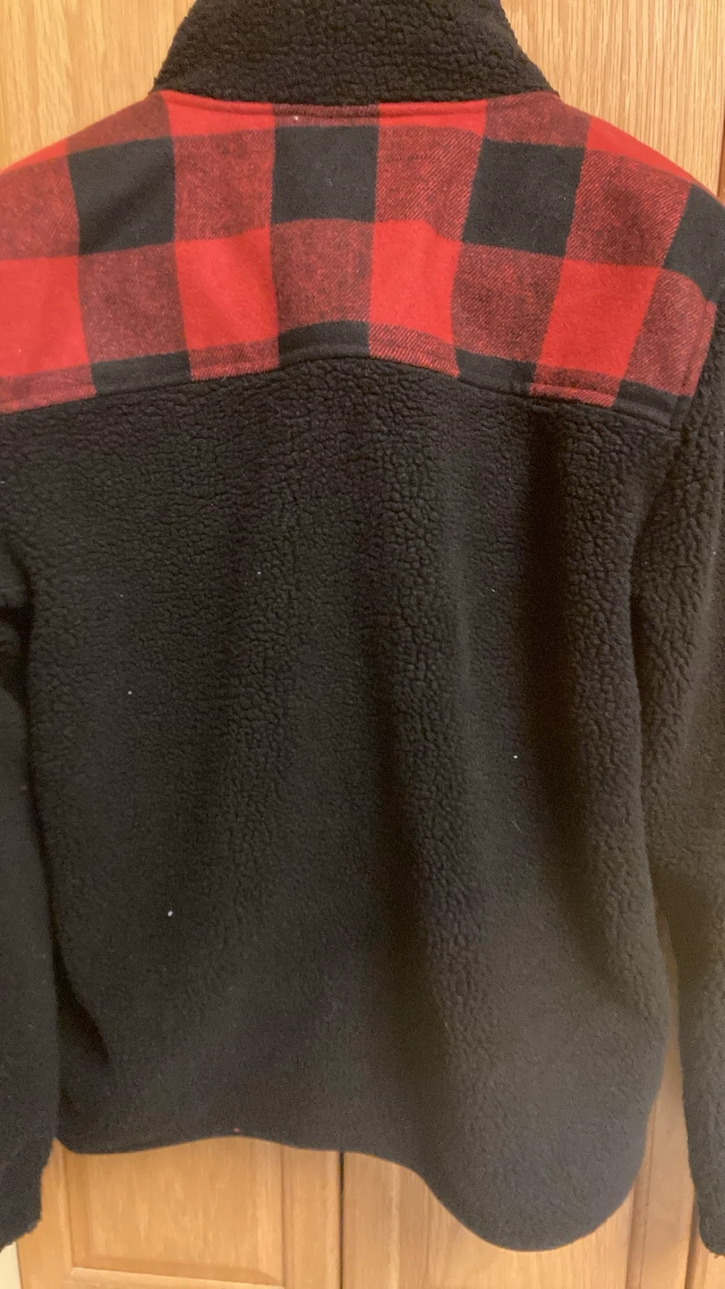 Roots Motif Black Buffalo Sherpa Pullover - L/G - photo 3