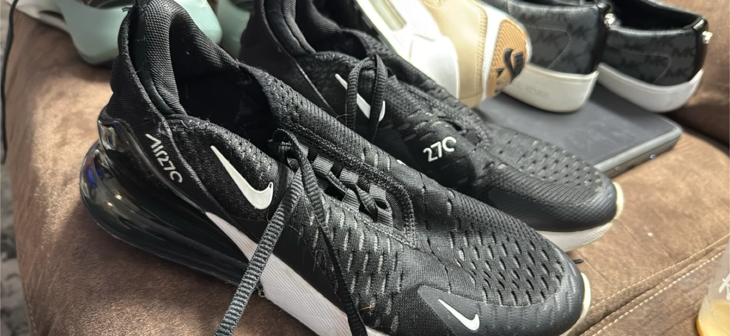 Nike Air Max 270 Black Sneakers size 4 - photo 4