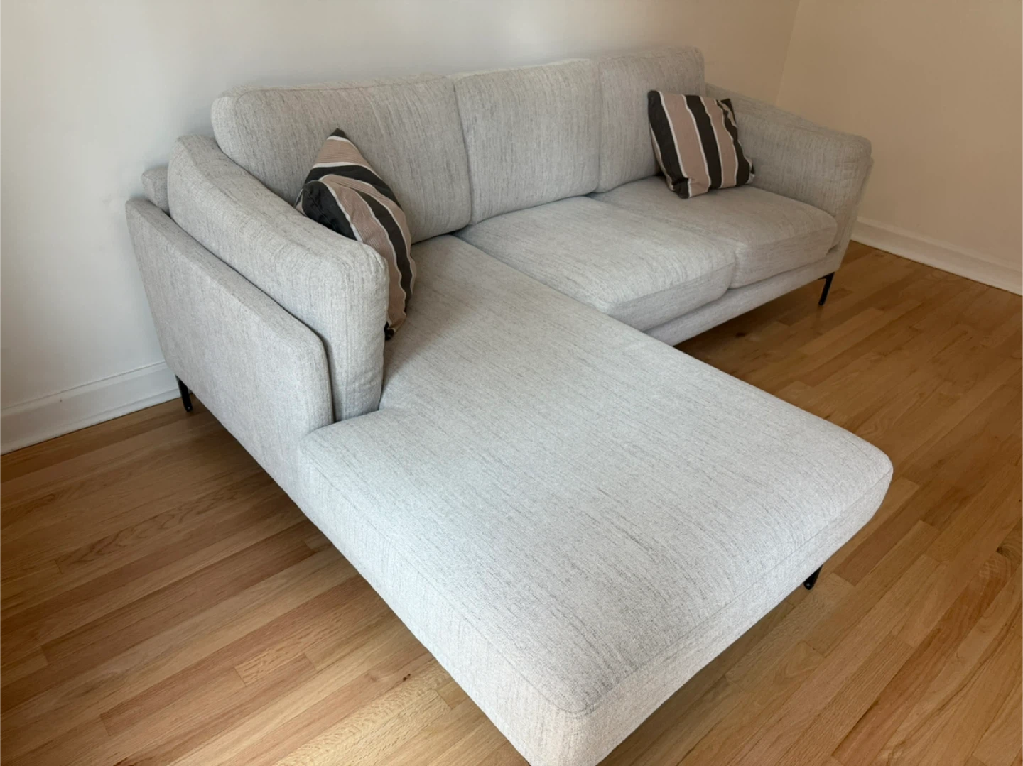 Light Gray Sectional Sofa - photo 2