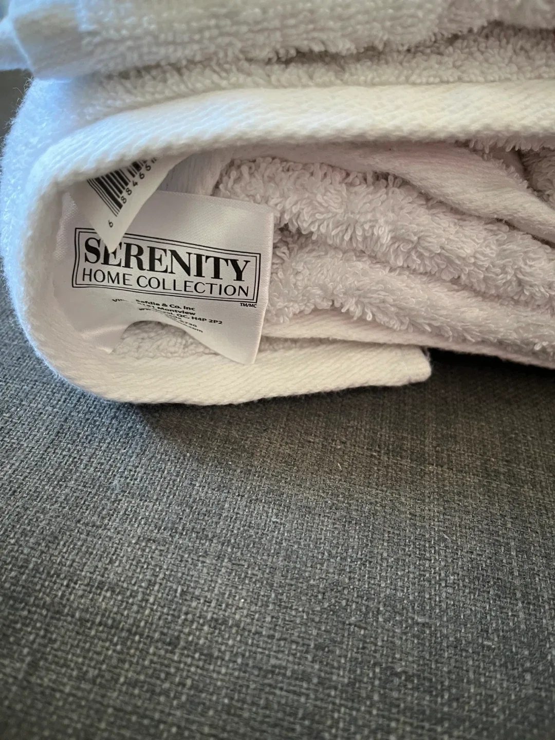 Serenity Home Collection White Towels image indicator(3)