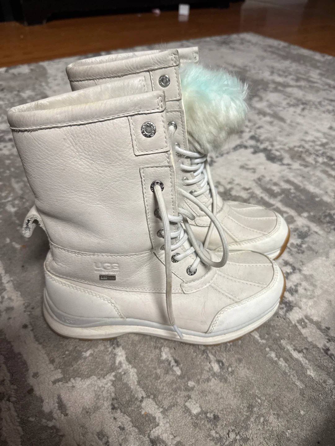 UGG Women's Adirondack III Winter Boots, Size 7