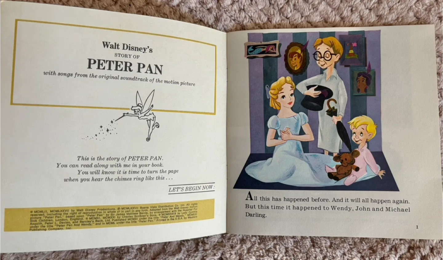 🥕Vintage Walt Disney's Peter Pan Book and Record image indicator(4)