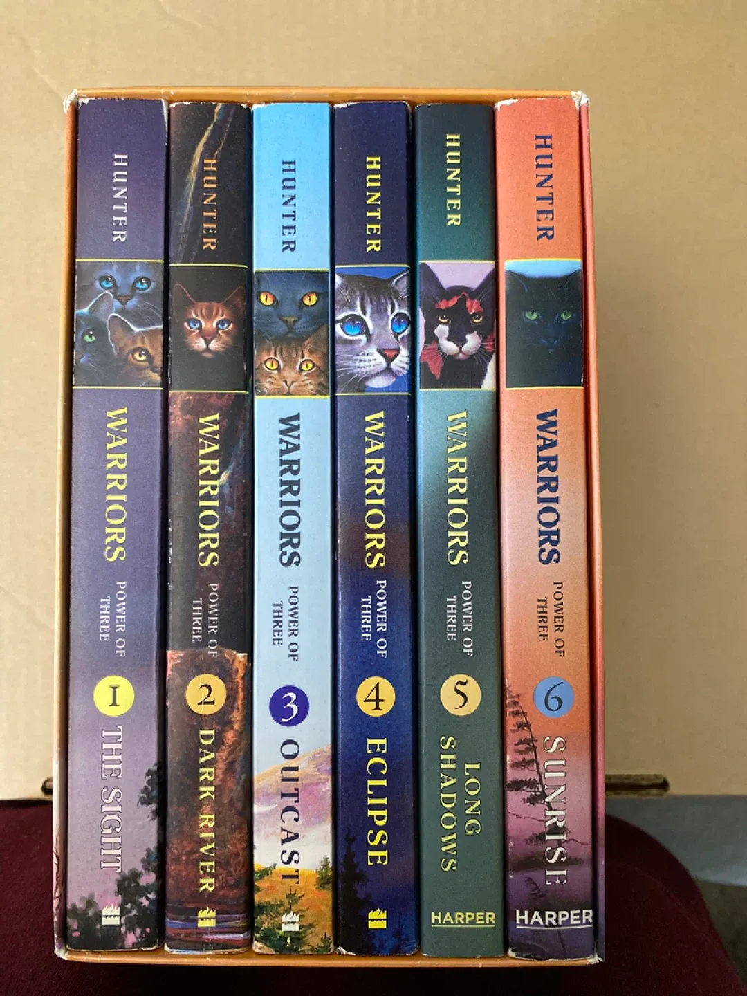 Warriors Power of Three Complete Third Series Box Set image indicator(2)