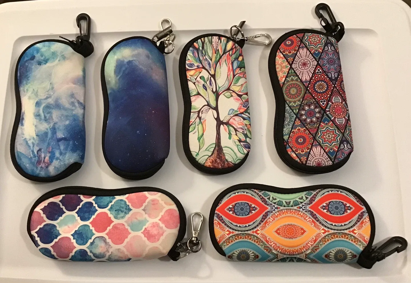 🤩 Neoprene Eyeglass Cases with Zipper and Clip