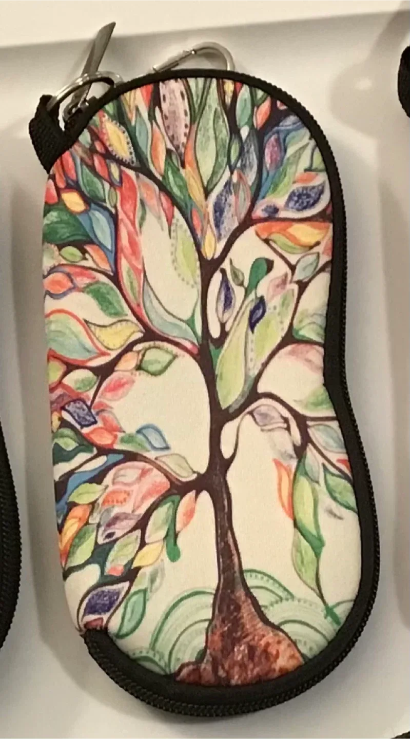 🤩 Neoprene Eyeglass Cases with Zipper and Clip image indicator(4)