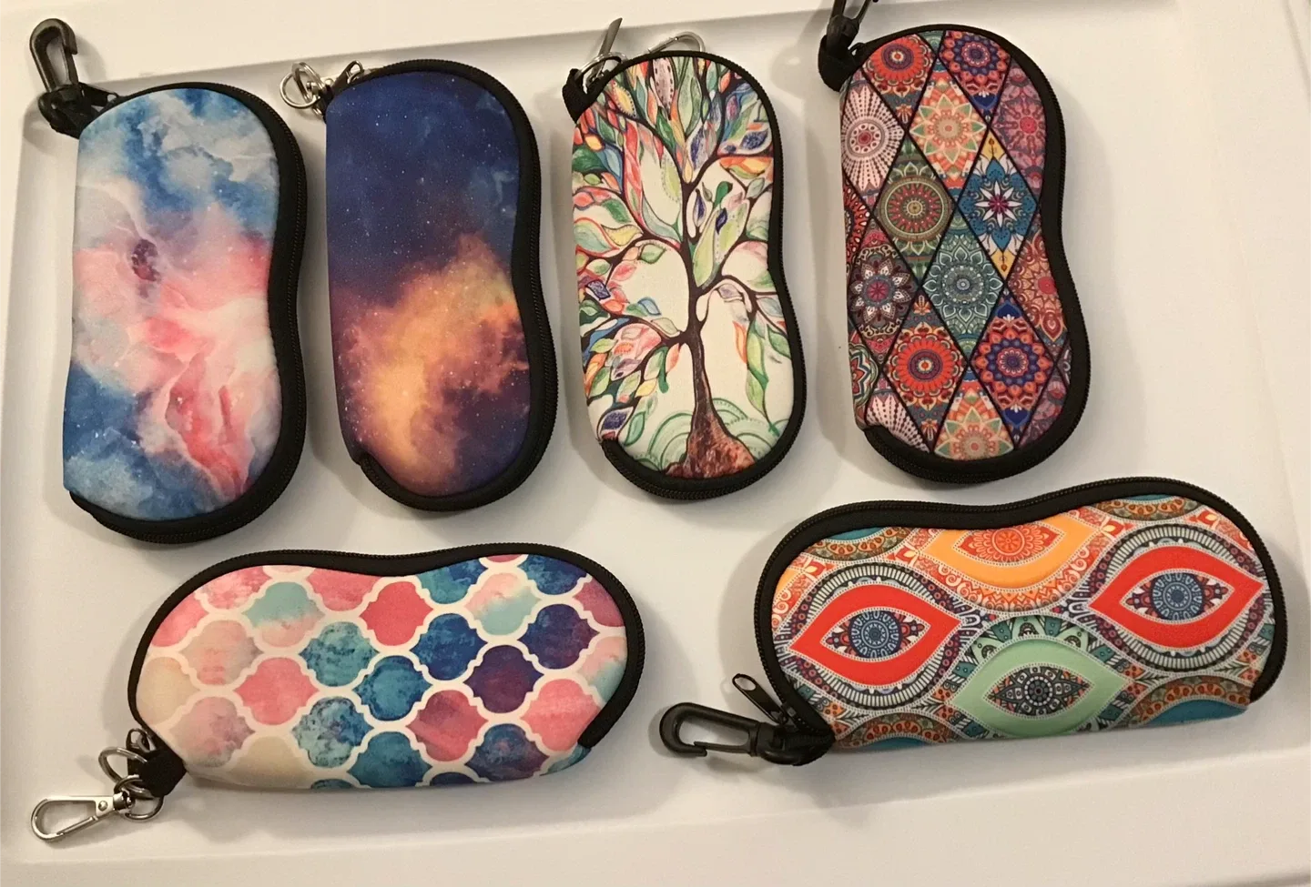 🤩 Neoprene Eyeglass Cases with Zipper and Clip image indicator(8)