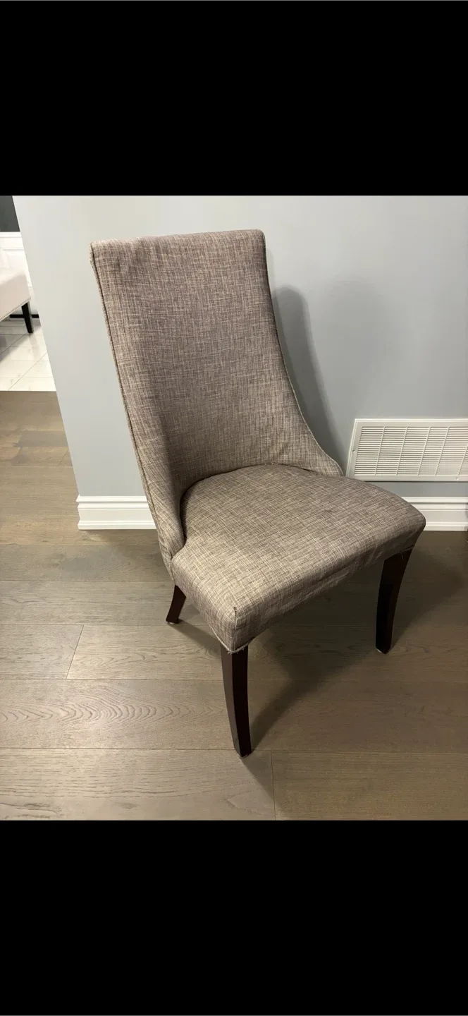 4 Urban barn beige dining chairs EUC ret $2020 price firm image indicator(3)
