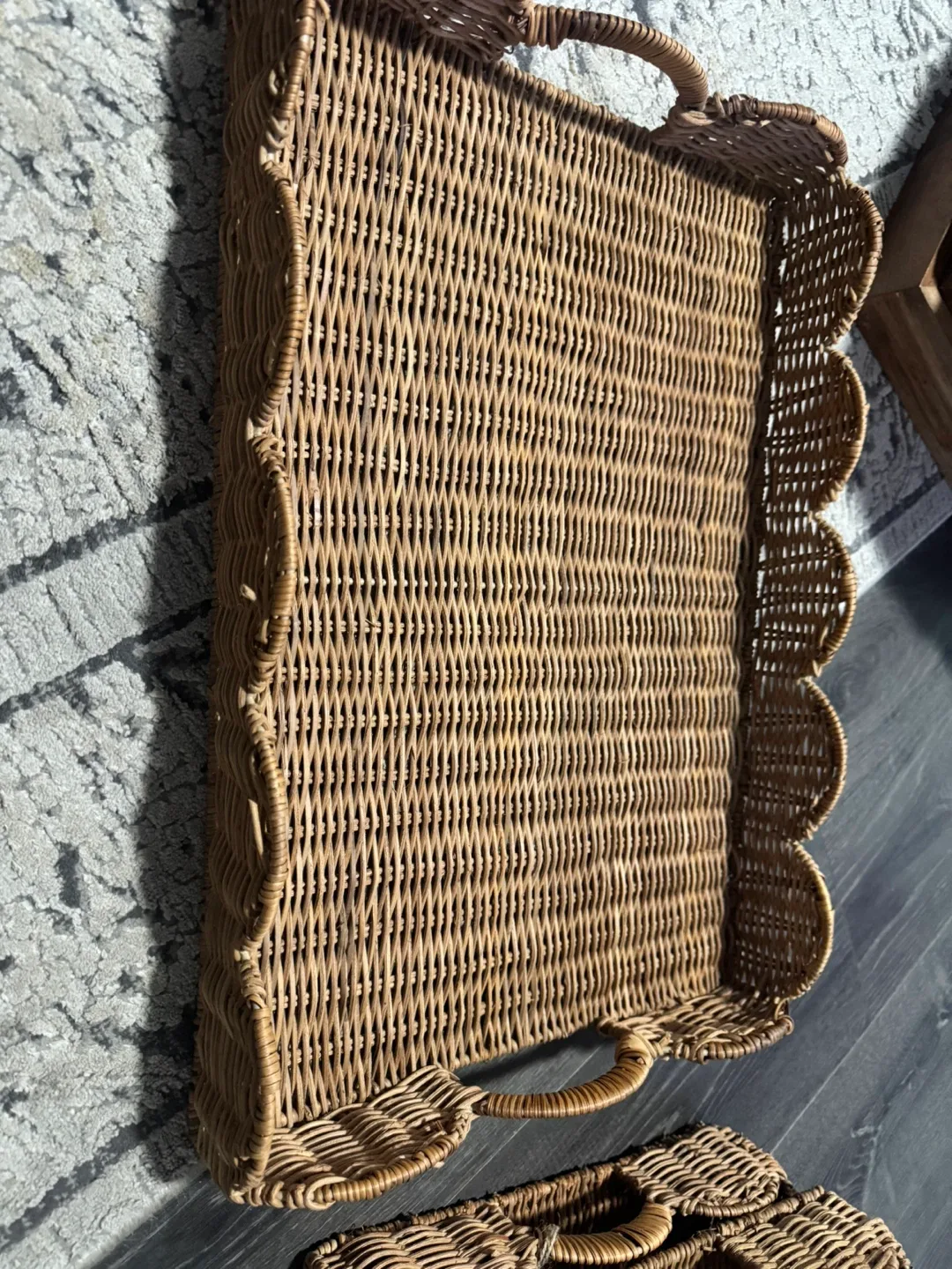 Wooden & Wicker Serving Trays image indicator(5)