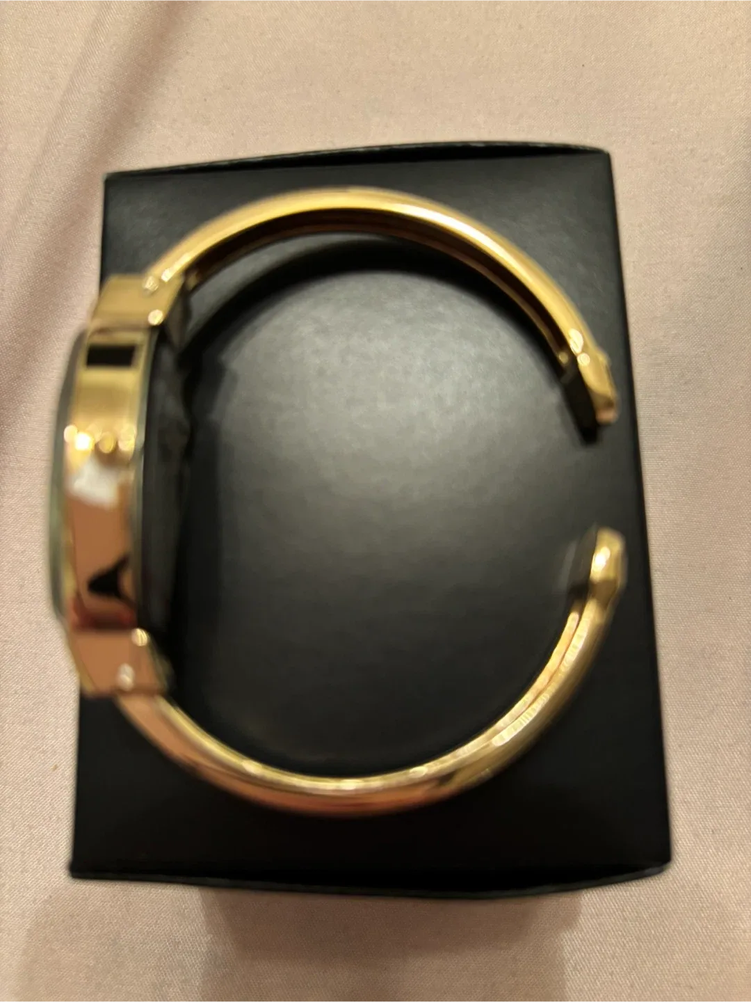Oblong Cuff Watch - Goldtone image indicator(2)