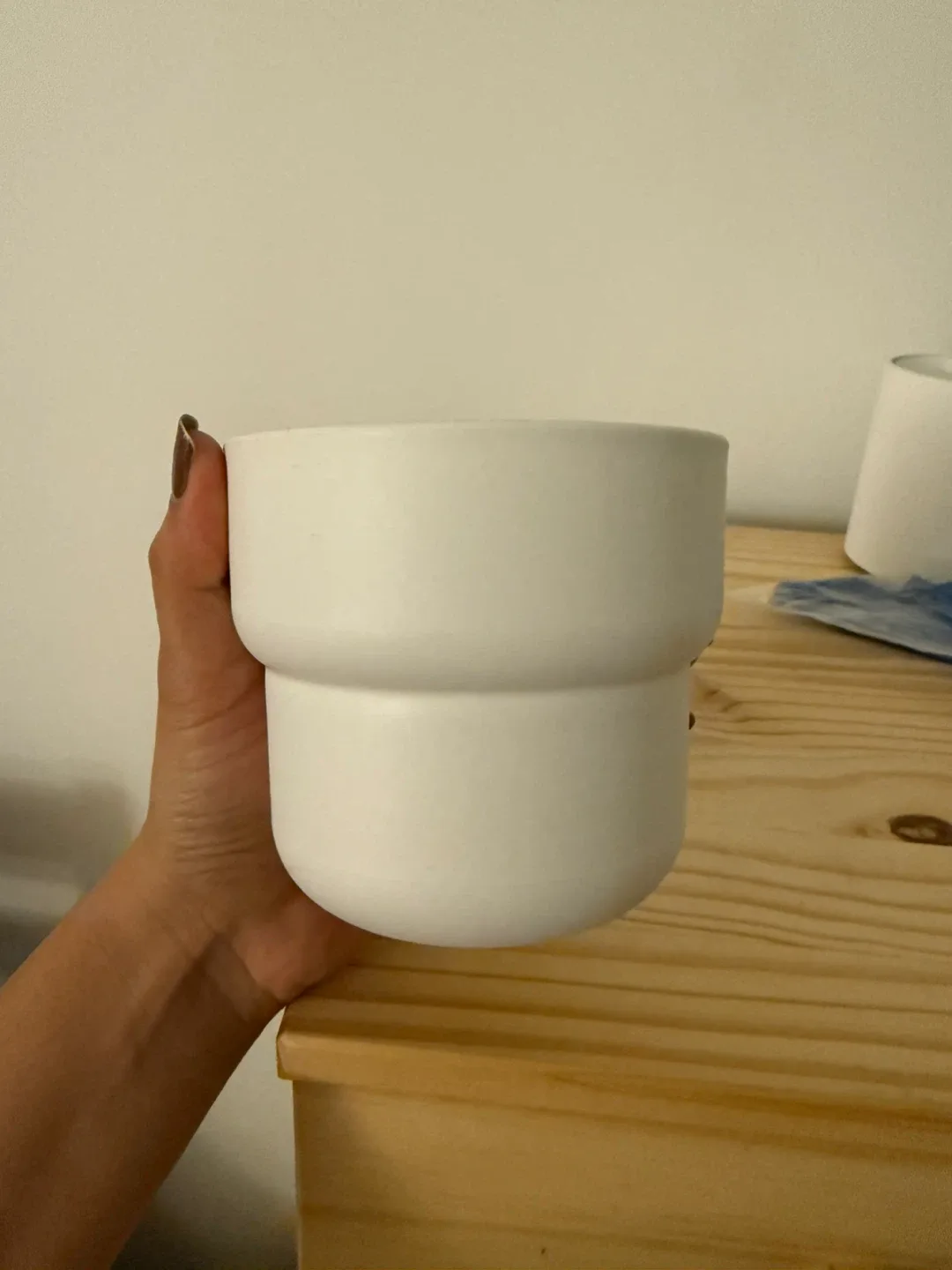 White plastic Planter-IKEA image indicator(2)