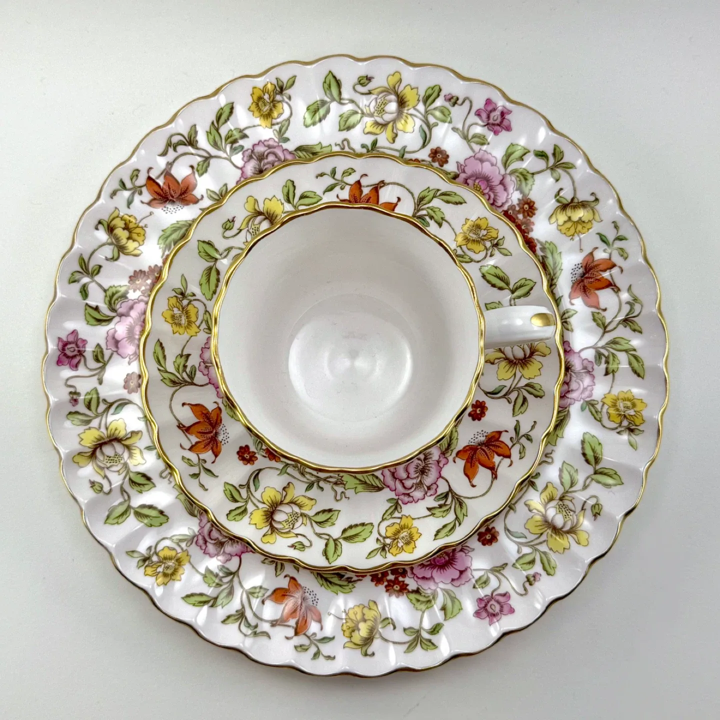 Spode Floral Tapestry teacup trio image indicator(2)