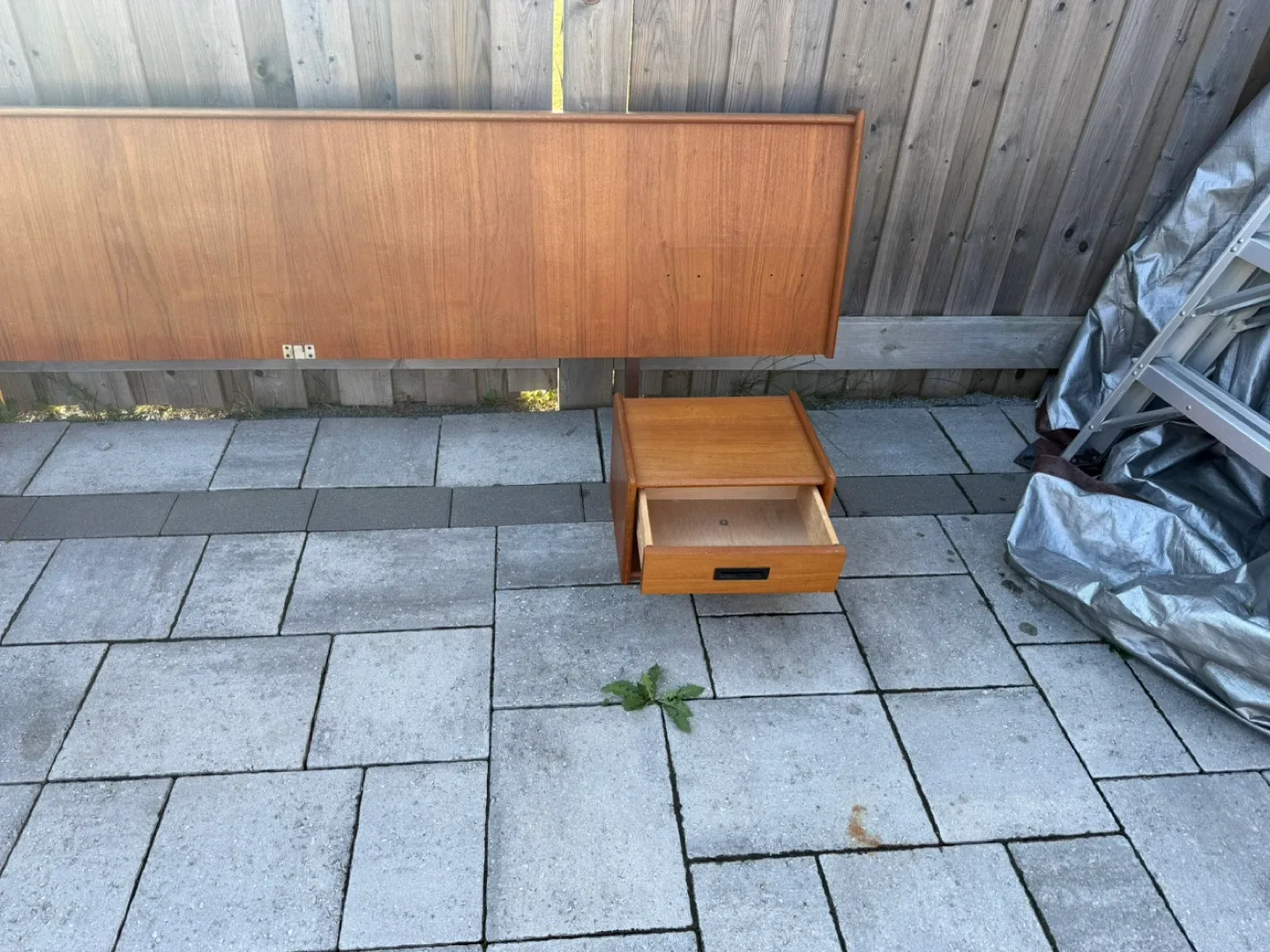 Mid-Century Modern Teak Headboard & Nightstands image indicator(2)