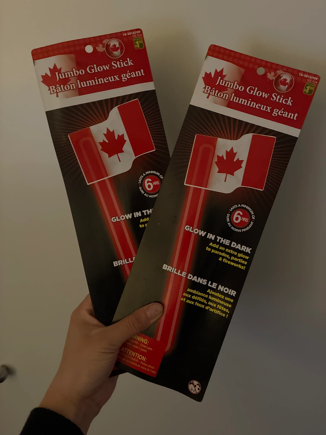 x2 Canadian Flag Glow Sticks