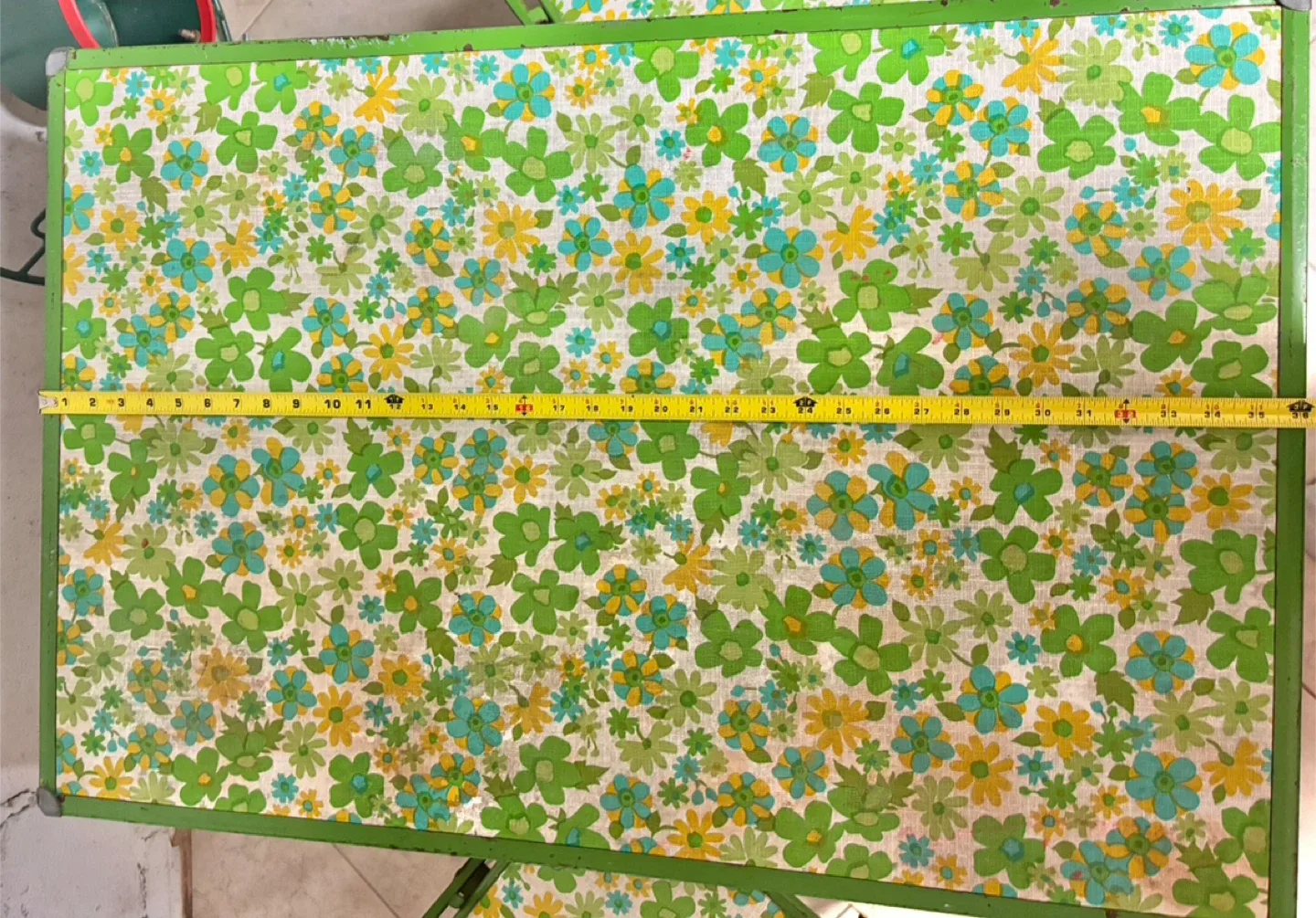 Vintage Green Floral Child’s Folding Table & Chairs Set image indicator(2)