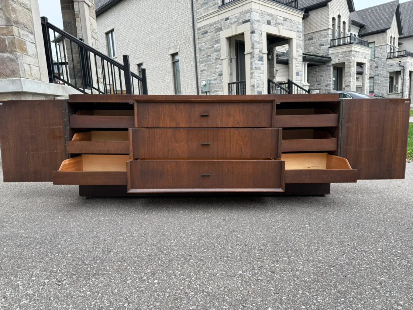 Vintage Mid-Century Modern Walnut Credenza image indicator(5)