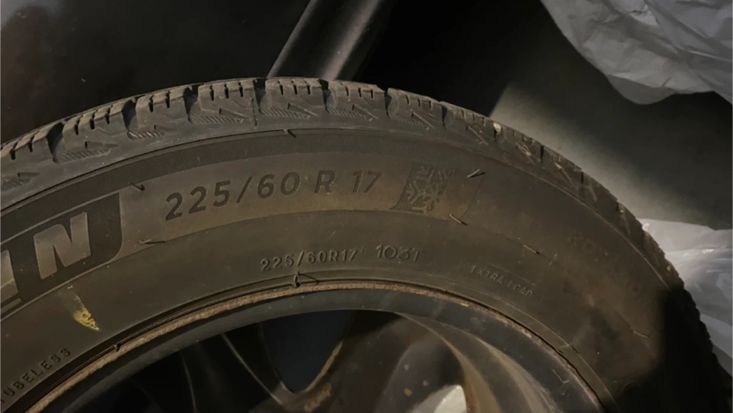 Michelin 225/60R17 Tire - photo 4