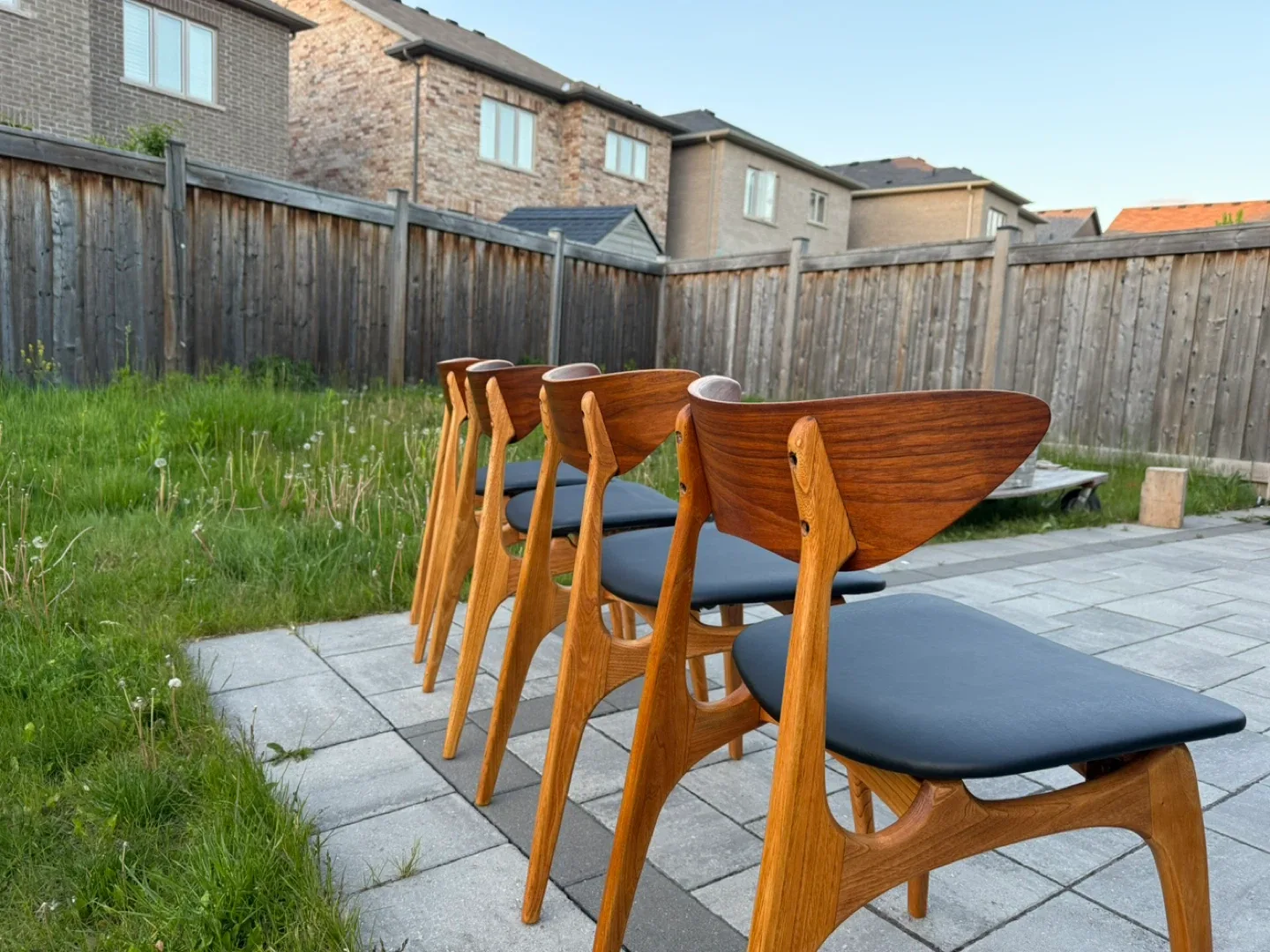 Set of 6 Walnut Mid-Century Modern Dining Chairs image indicator(2)