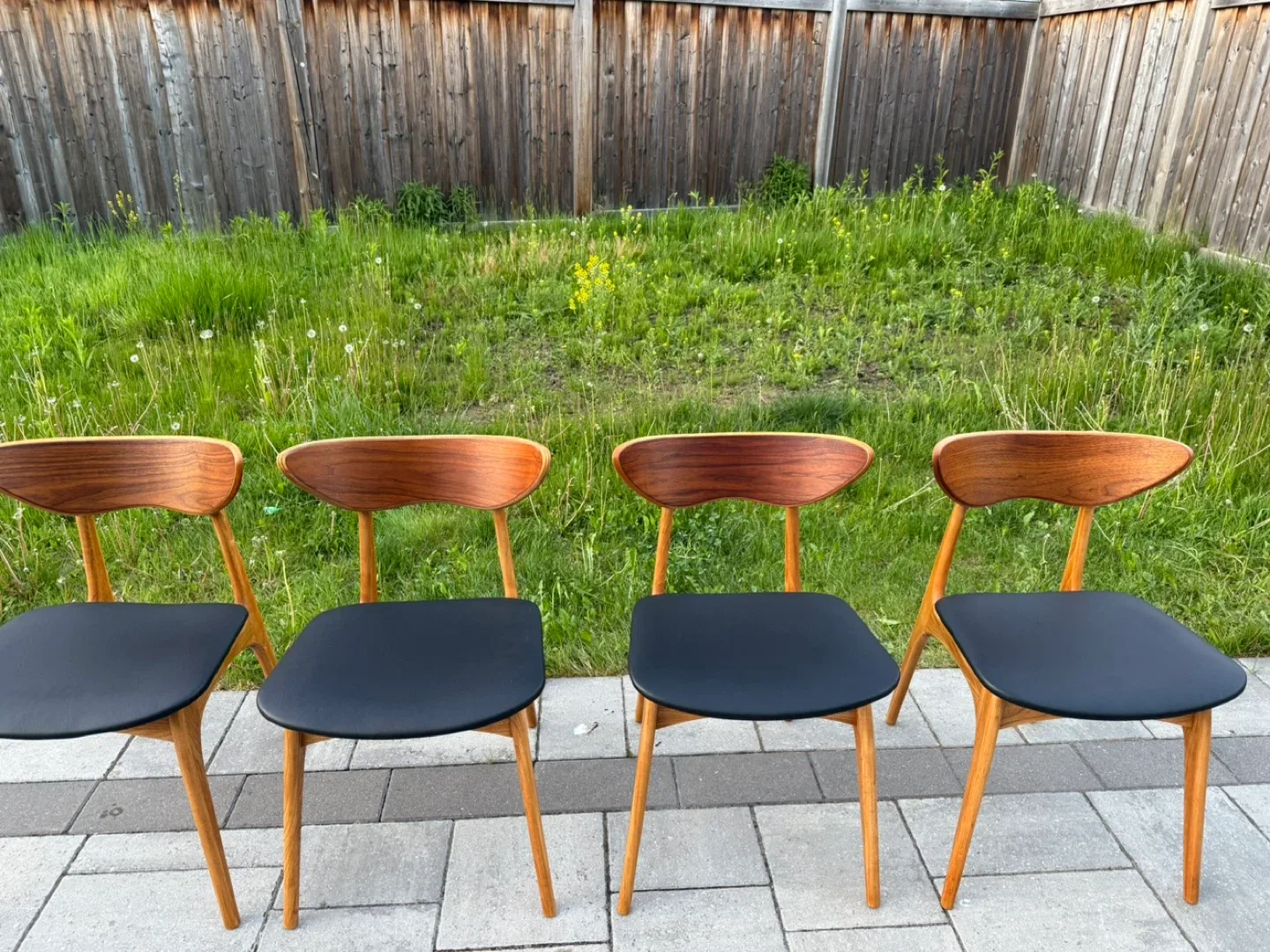 Set of 6 Walnut Mid-Century Modern Dining Chairs image indicator(10)