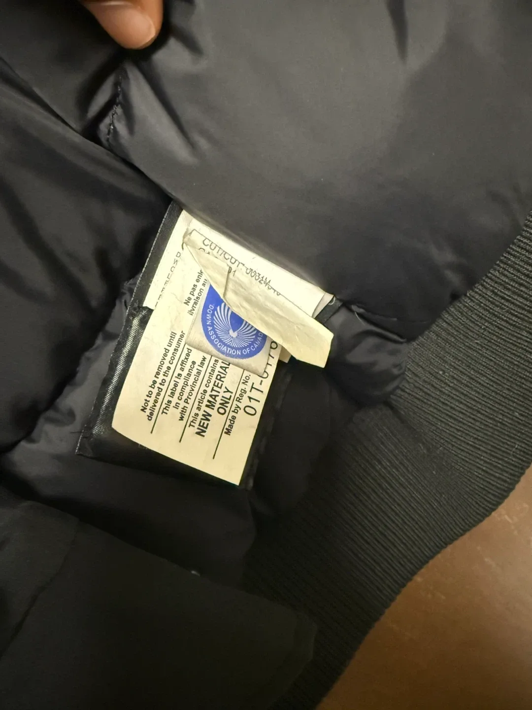Canada Goose Bomber Jacket - Size S/P image indicator(5)