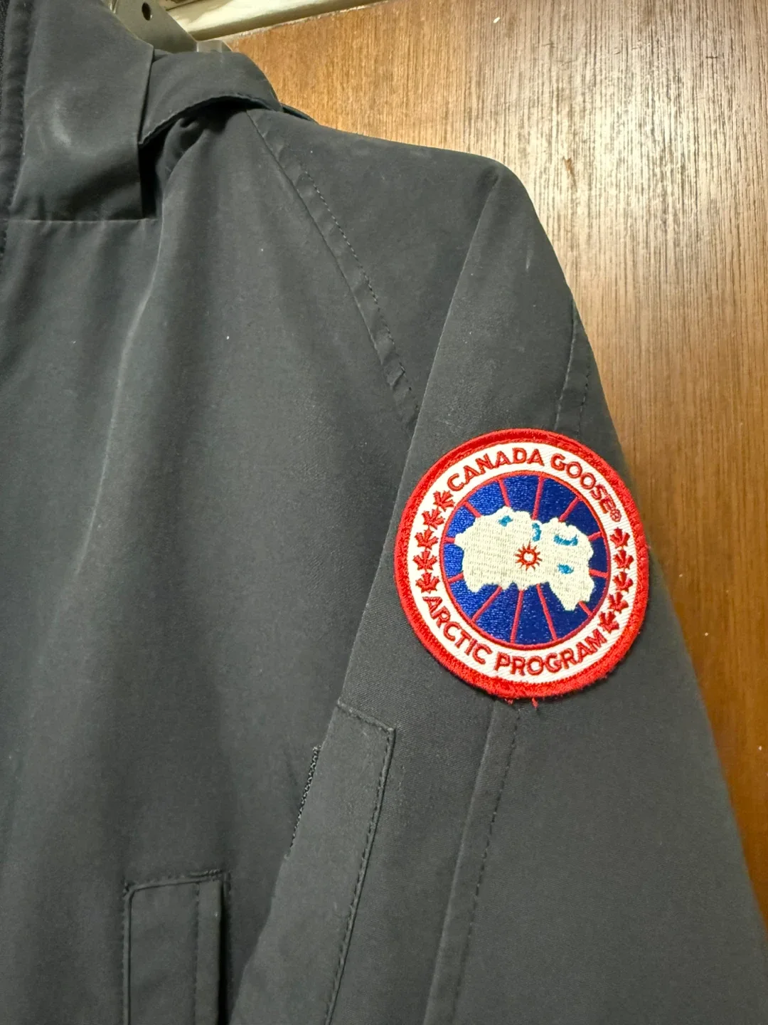 Canada Goose Bomber Jacket - Size S/P image indicator(3)