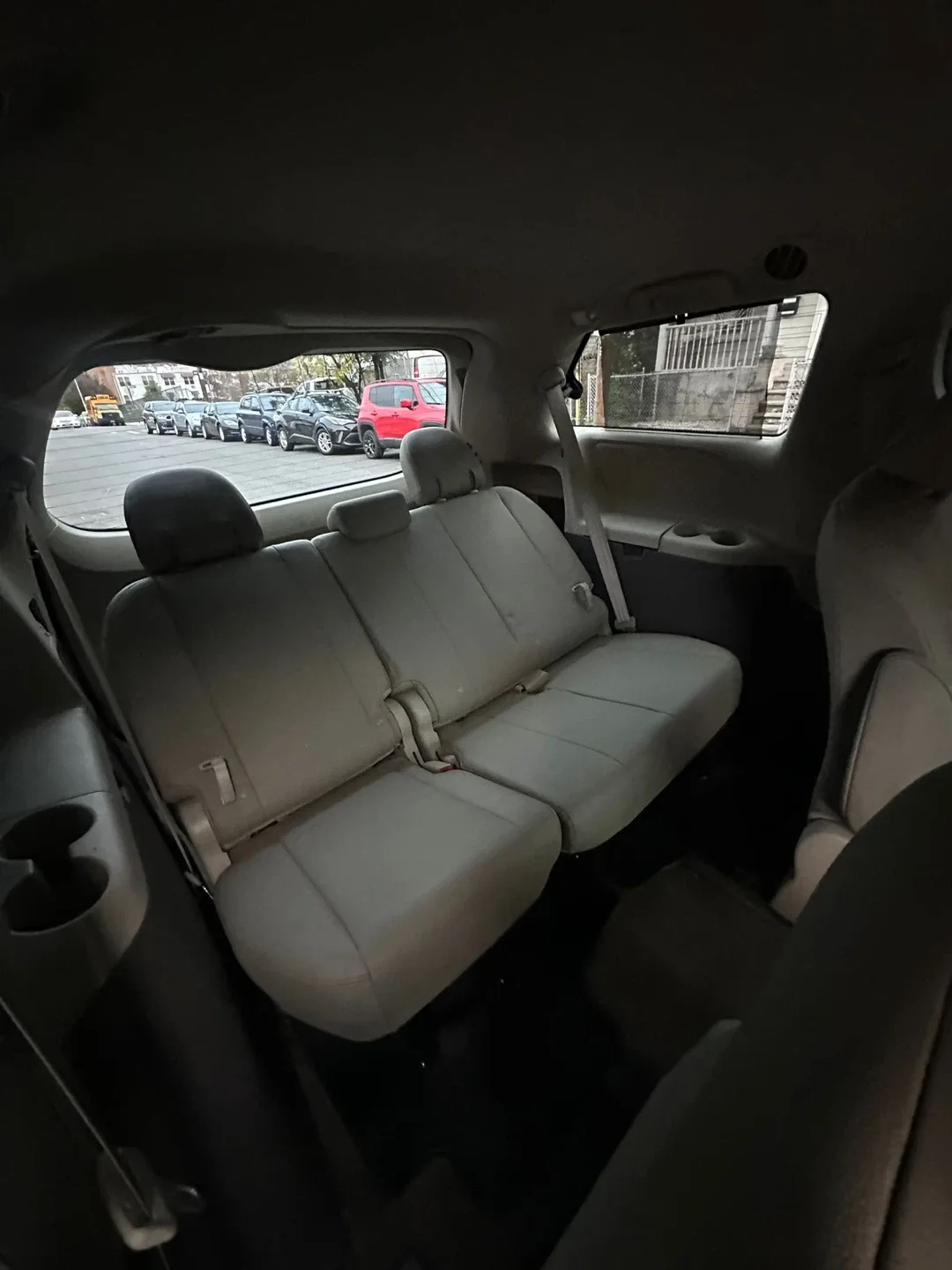 Toyota Sienna Minivan 2017 image indicator(7)