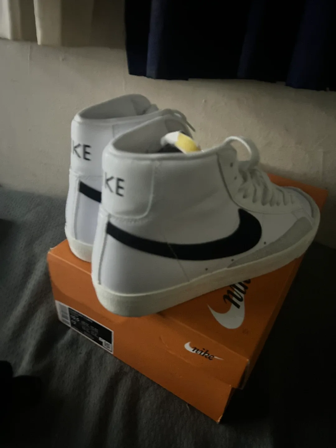Nike Blazer Mid '77 VNTG White/Black - Size 10.5
