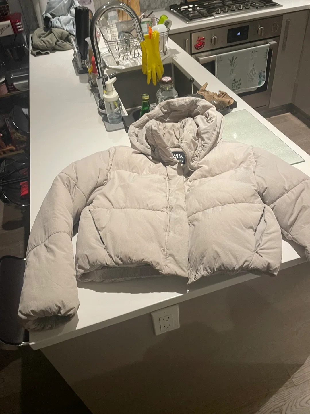 Zara Puffer Jacket - Size Small image indicator(4)