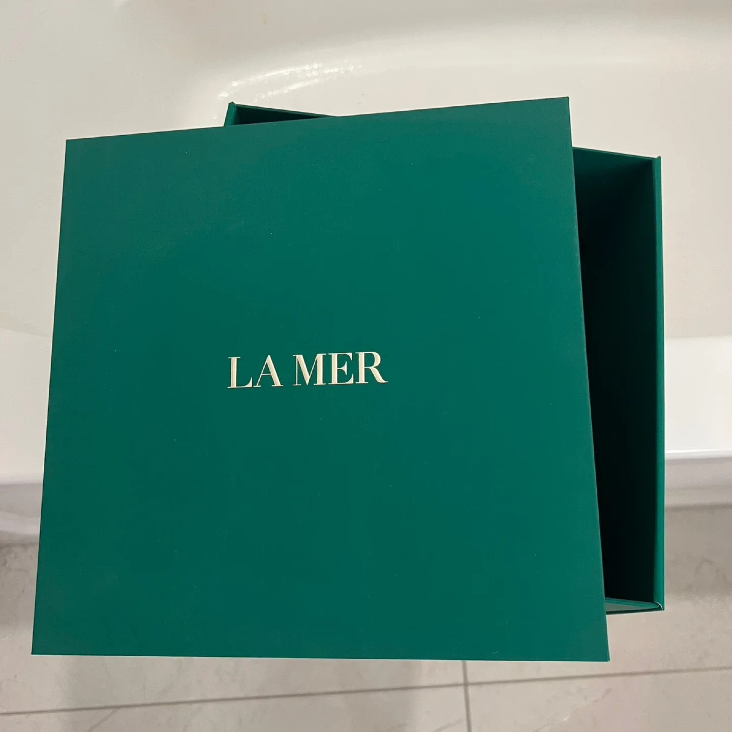 La Mer Empty Storage Box - Large thumbnail