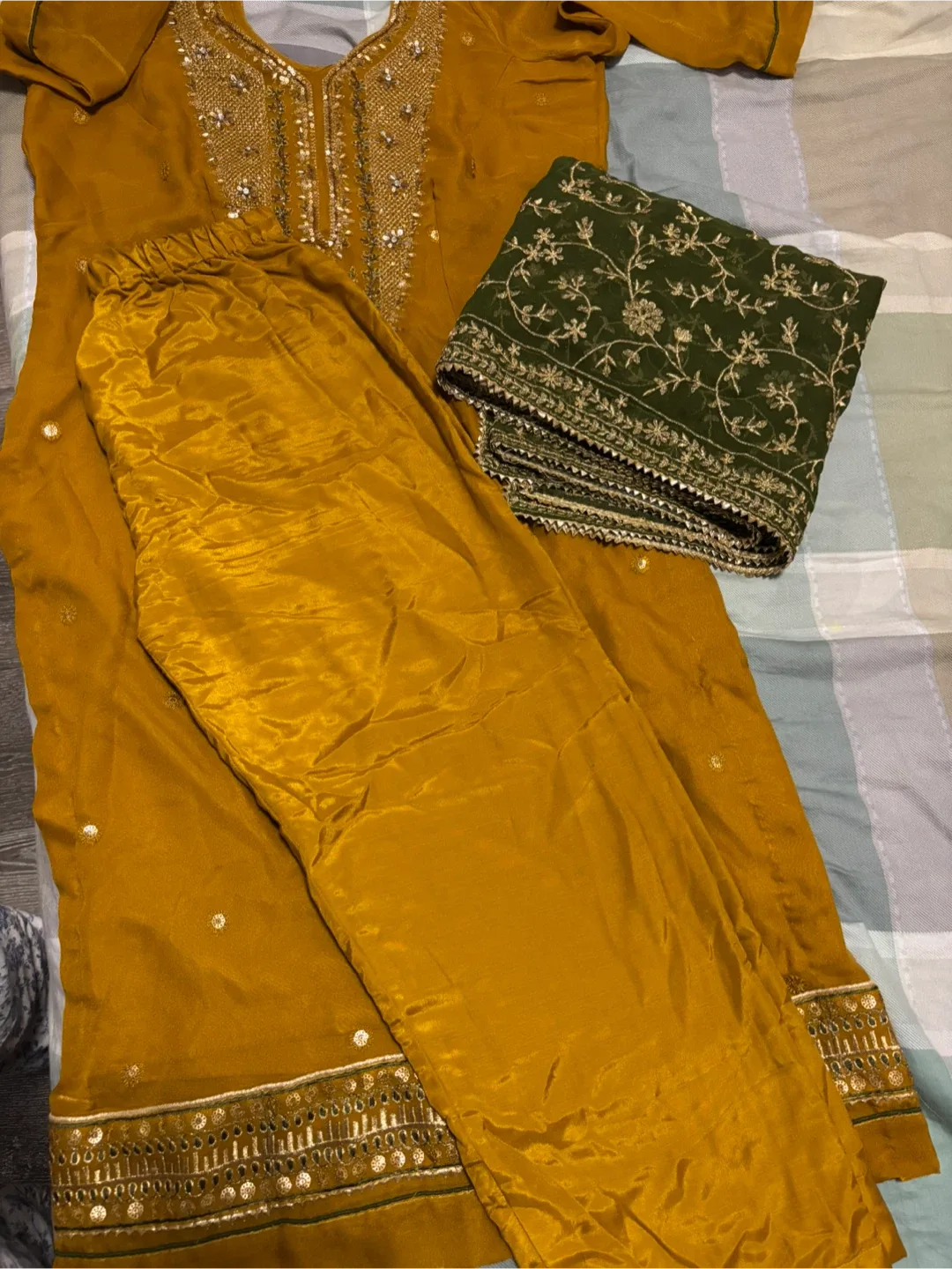 Mustard Yellow punjabi Suit image indicator(9)