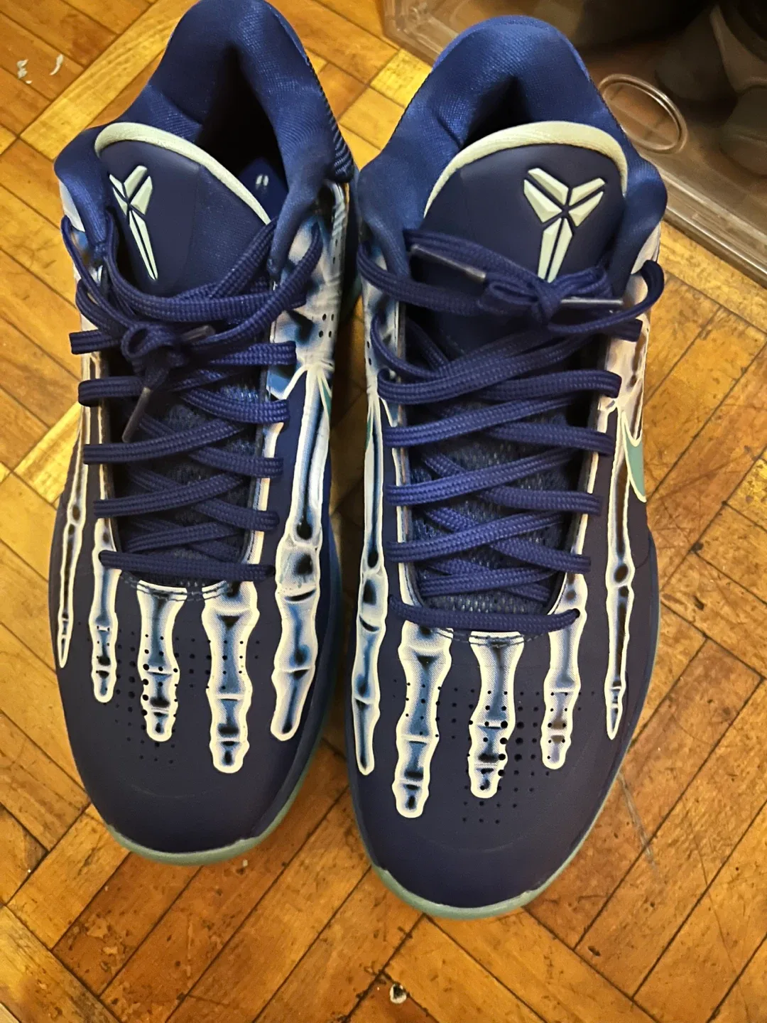 Nike Kobe V Protro Deep Royal Blue Size 11 image indicator(2)