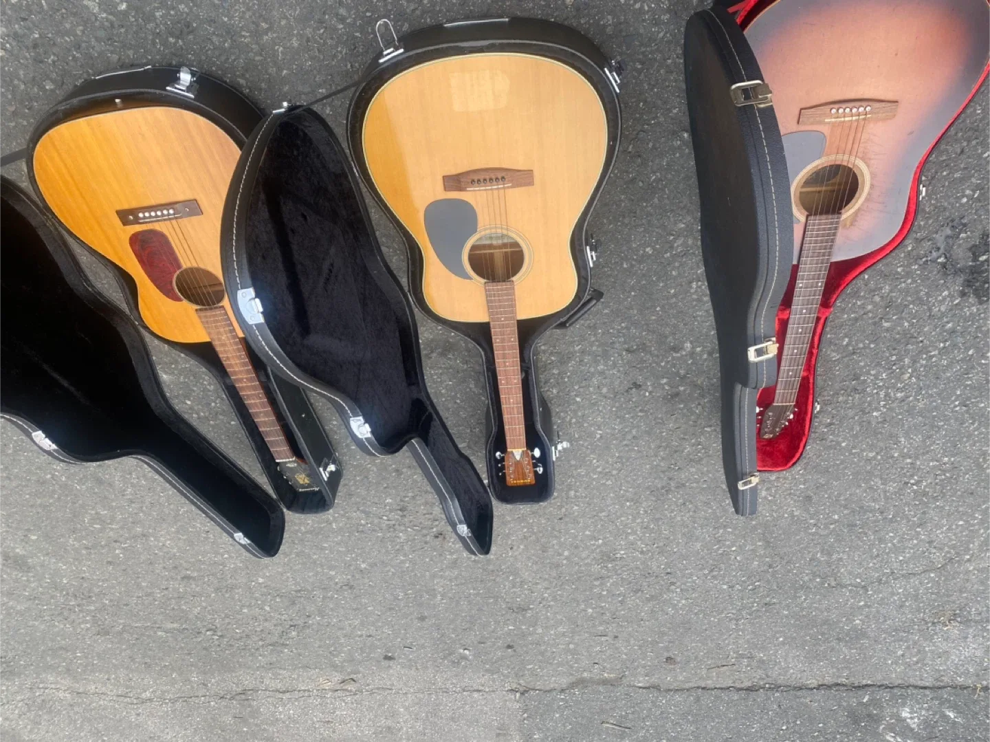 Acoustic Guitars: Suzuki, Harmony, Seagull image indicator(8)