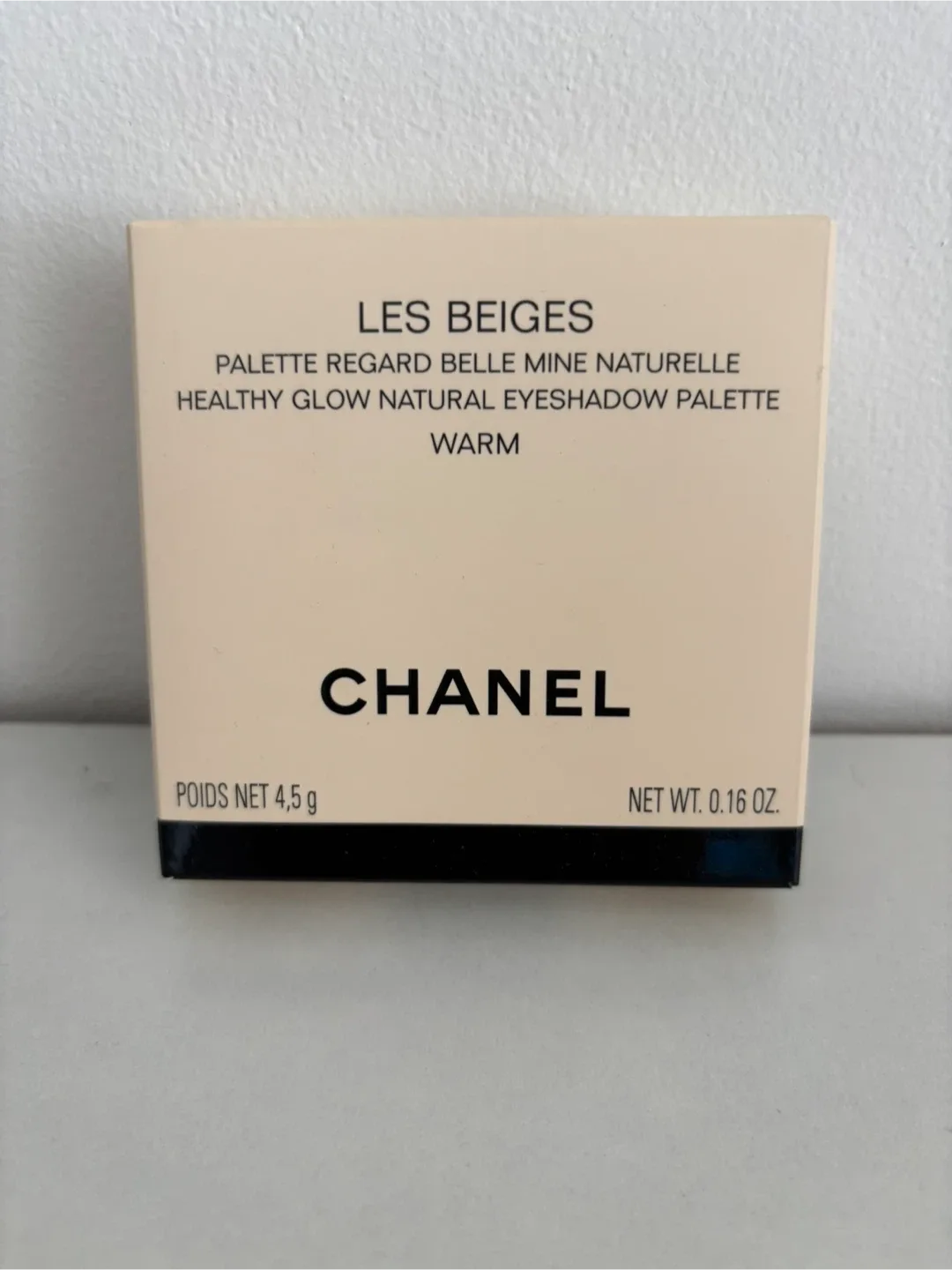 Les Beiges Eyeshadow Palette thumbnail