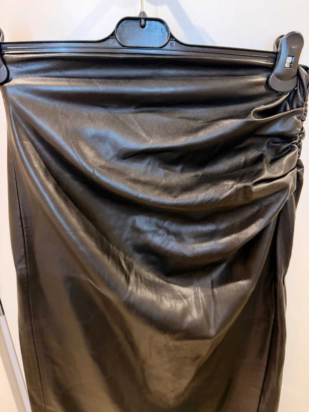 Black Faux Leather Ruched Skirt Zara - photo 3