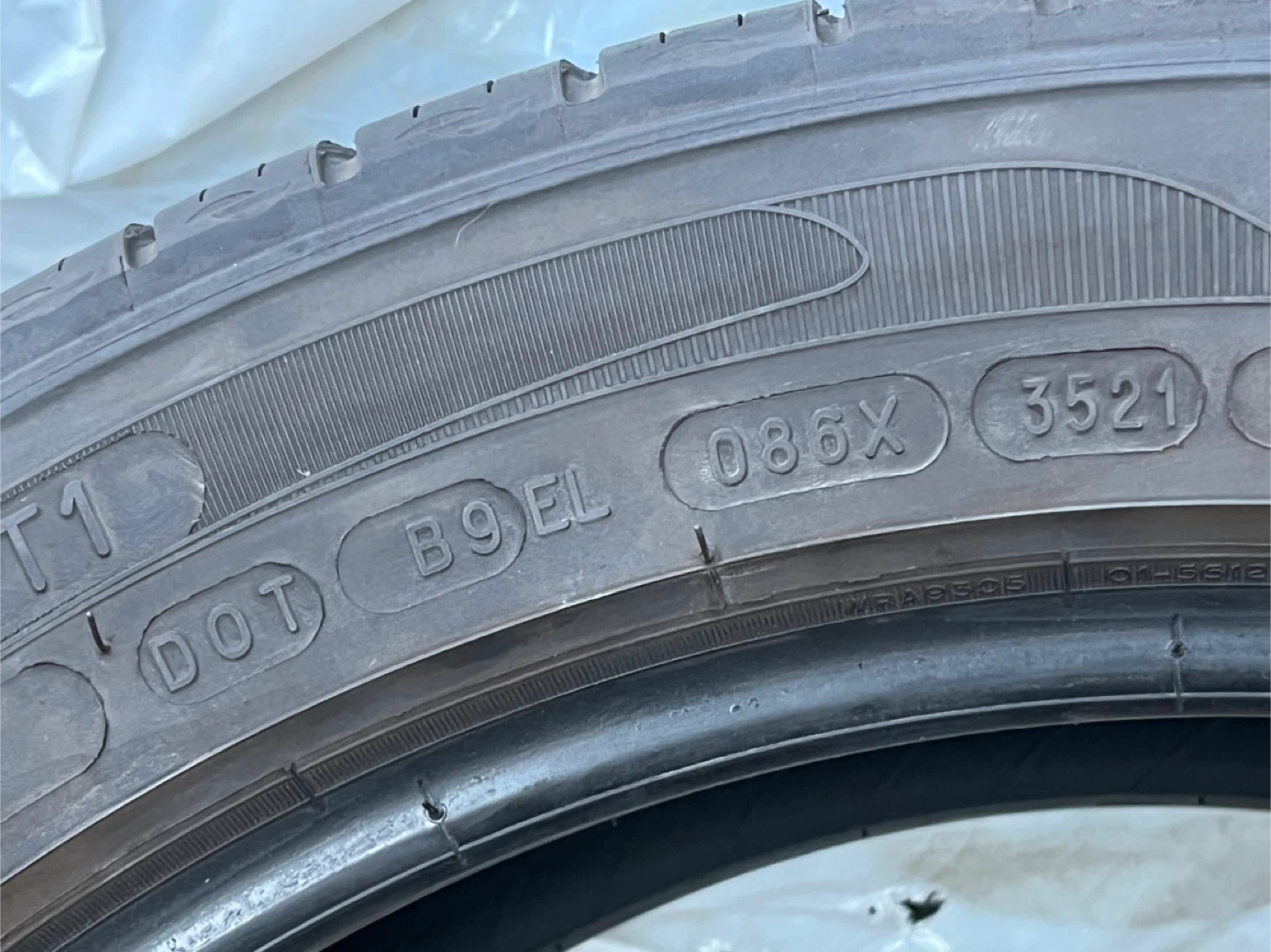 Michelin Primacy MXM4 Tires 235/45R18 - photo 4