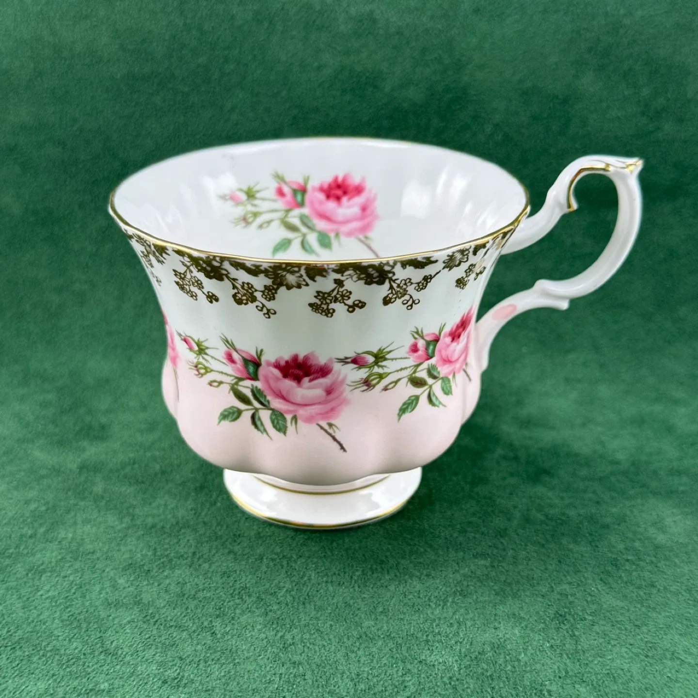 Royal Albert Bridesmaid orphan teacup thumbnail