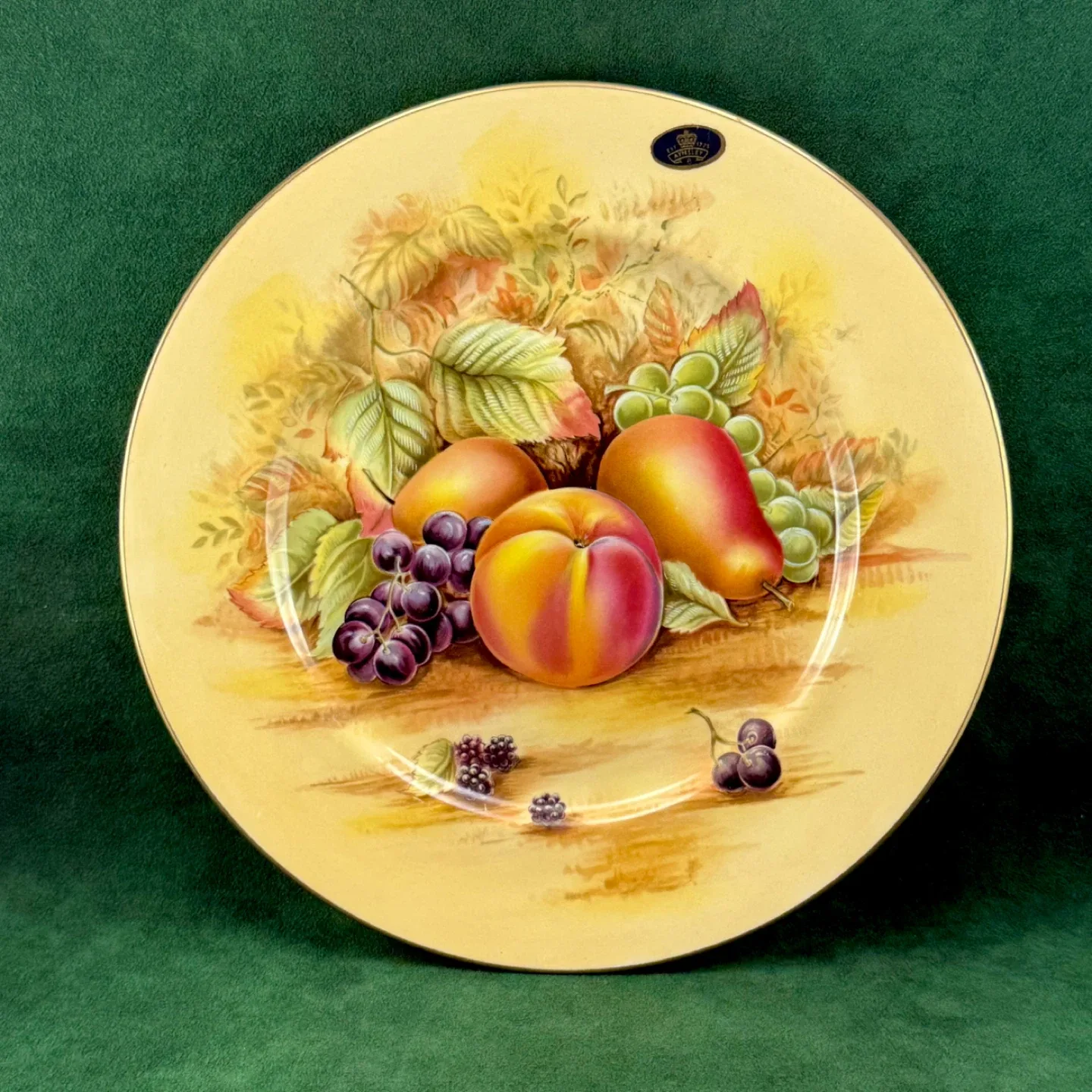 Aynsley Orchard Gold 10” dinner plate image indicator(4)