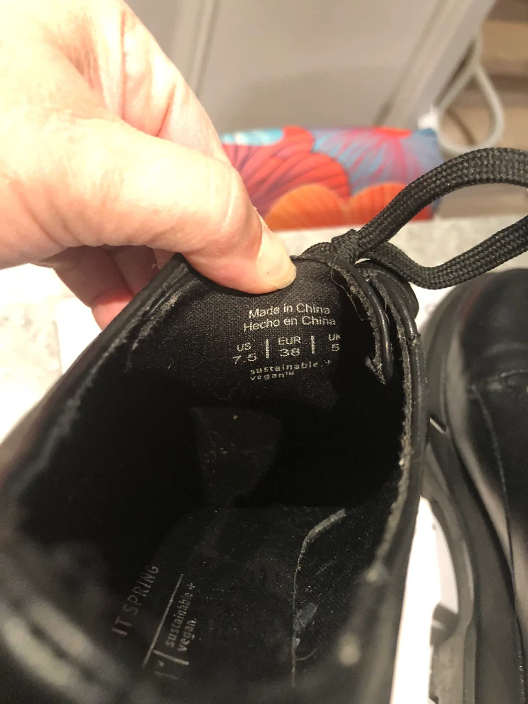 Bertuchi Black Suede Boots - Size 7.5 image indicator(5)