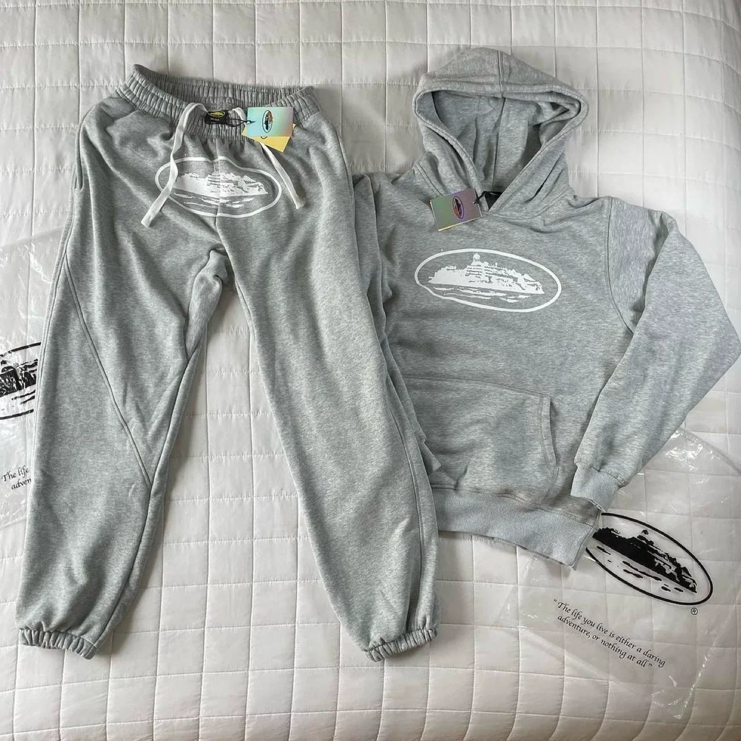 Corteiz Set - Hoodie & Sweatpants image indicator(2)