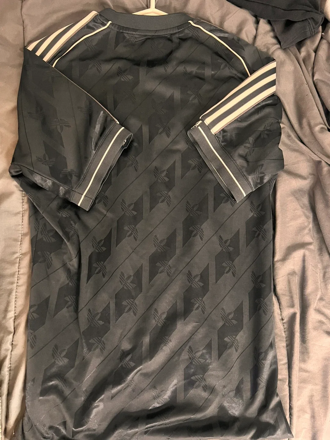Adidas Real Madrid Jersey image indicator(2)