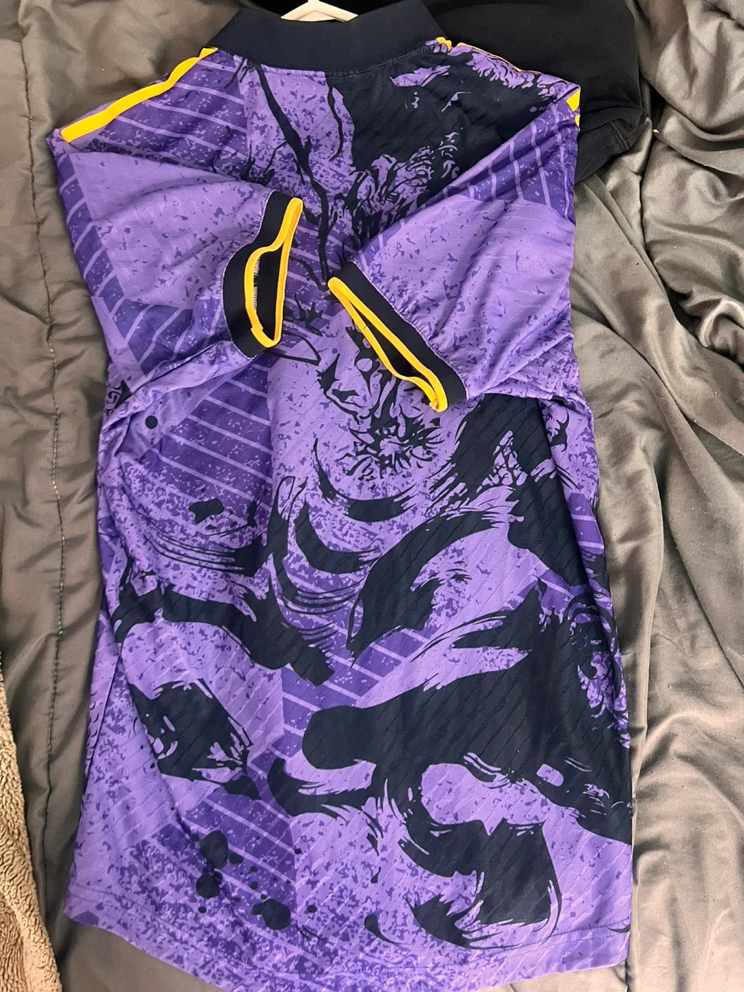 Adidas Real Madrid Jersey image indicator(2)